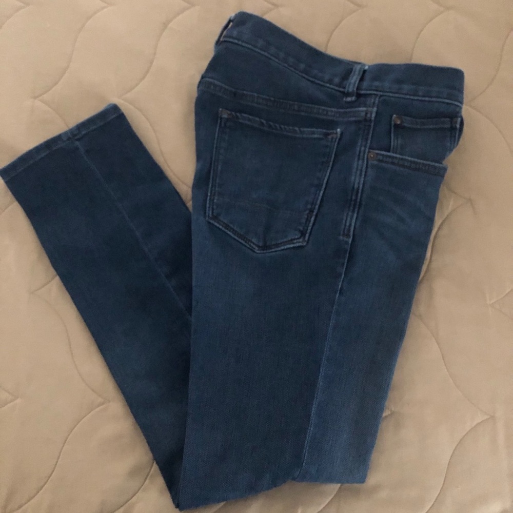 💕SALE💕 BANANA REPUBLIC THE TRAVELER JEANS